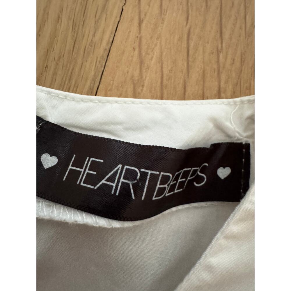Heartbeeps White Scalloped Poplin Sleveless shirt Size Small - Picture 3 of 5